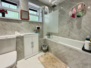 Bathroom- click for photo gallery